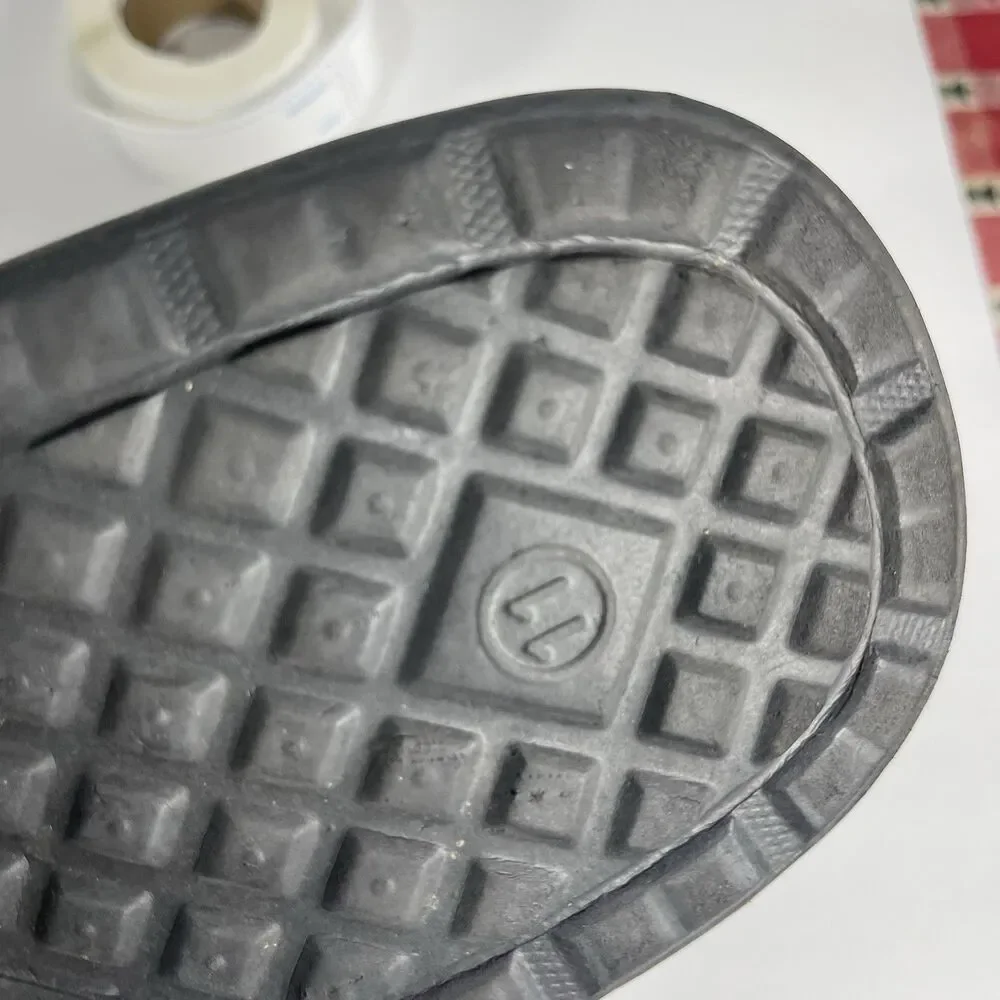 SG Footwear Men's Size 11 Black Clog Slippers Fleece Lined Rubber Sole